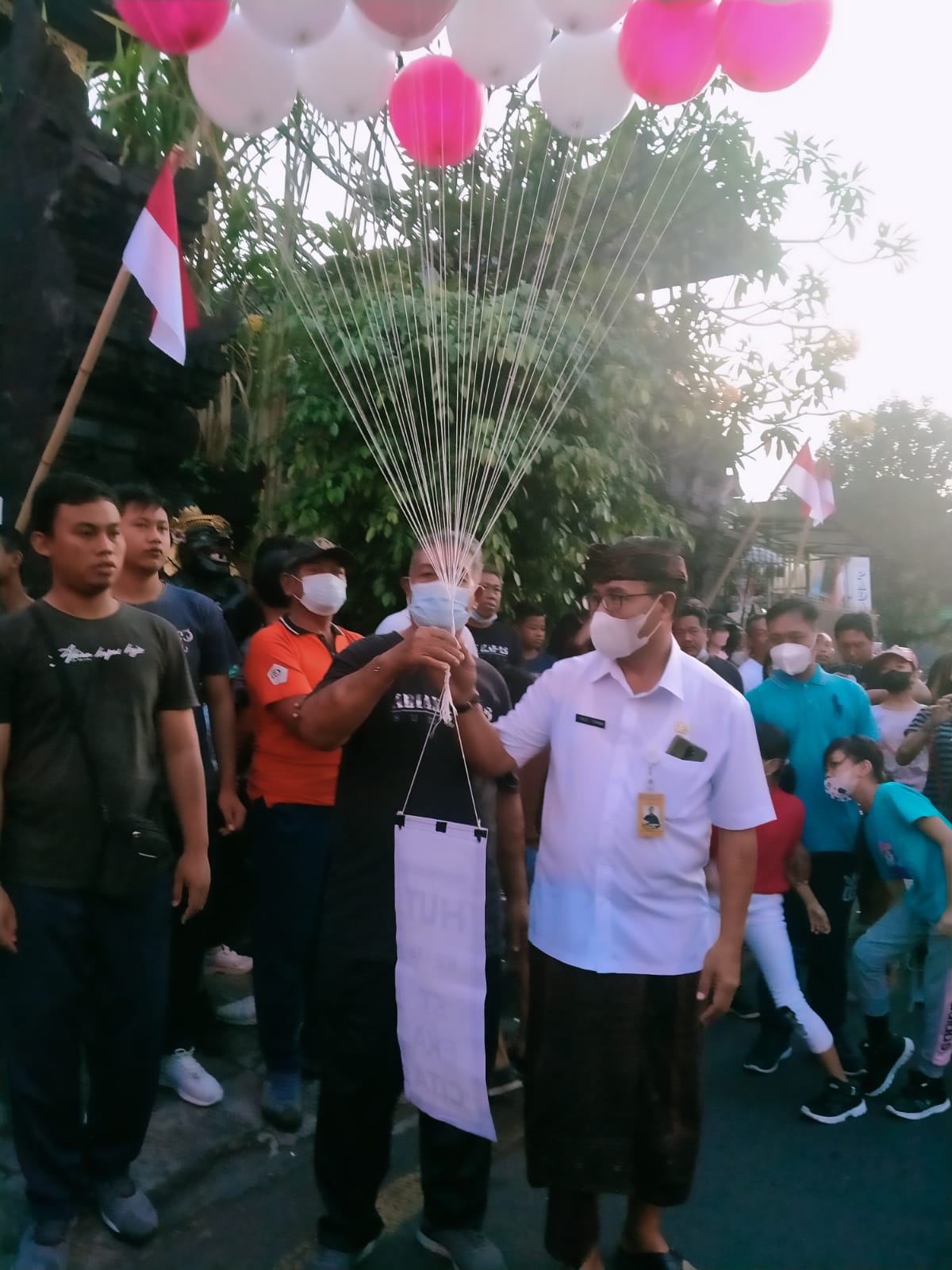 Semarak  HUT ke-77 Kemerdekaan RI & HUT STT 