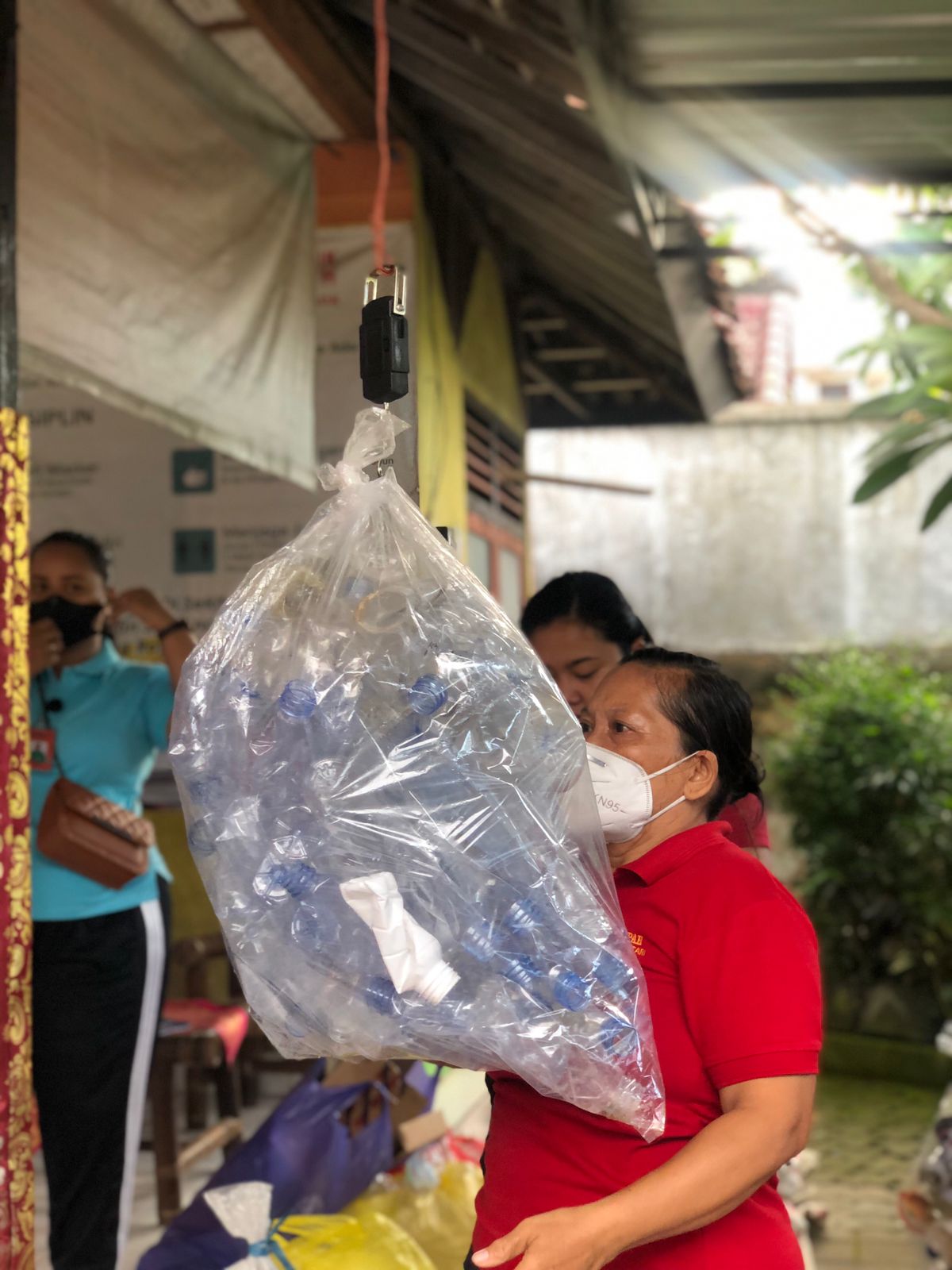 Bersikap Peduli dan Aktif Pilah Sampah/menabung di Bank Sampah 