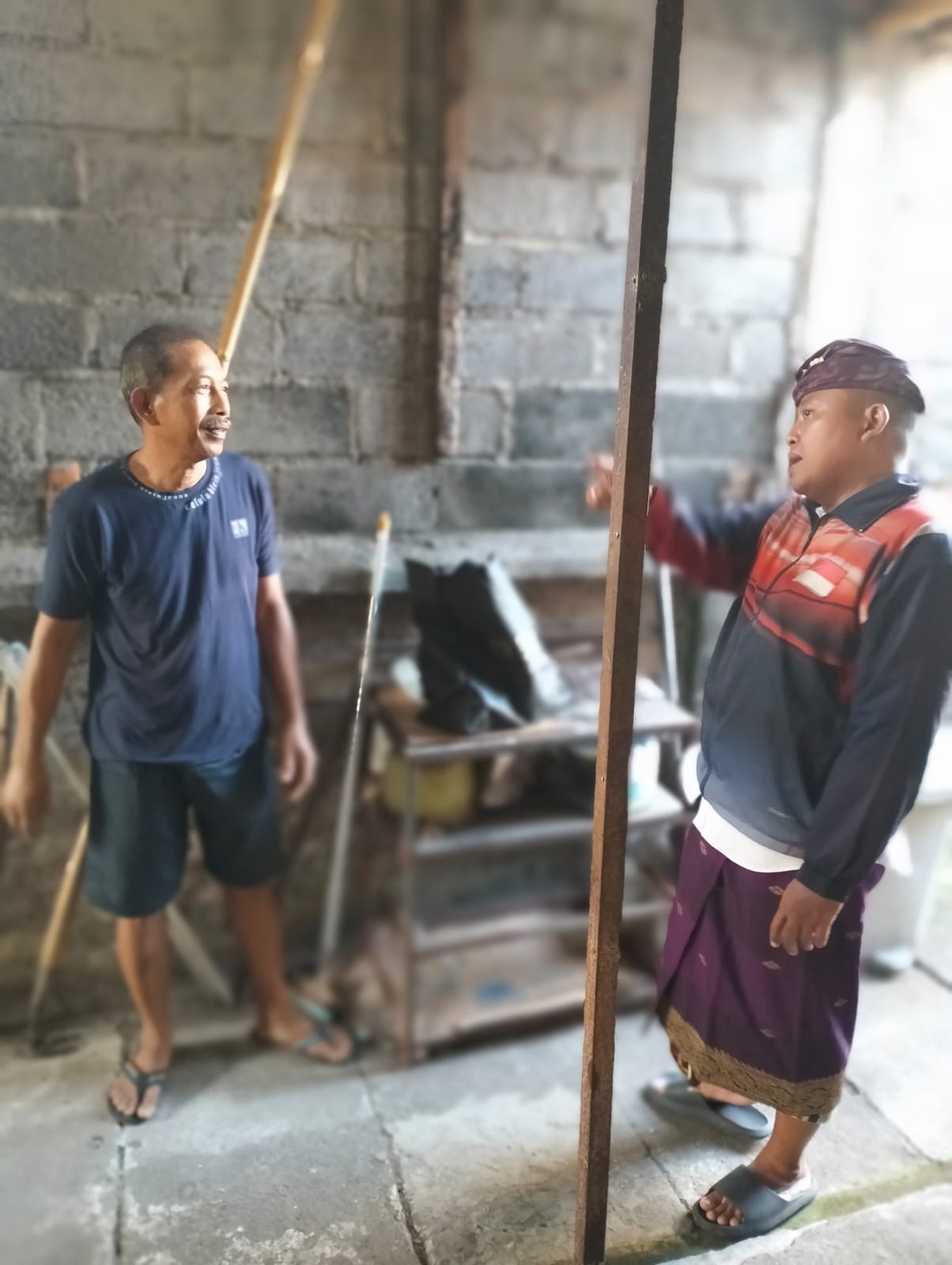 Sinergitas bersama dalam upaya mencegah terjadinya luapan air pada got/selokan saat musim hujan maup