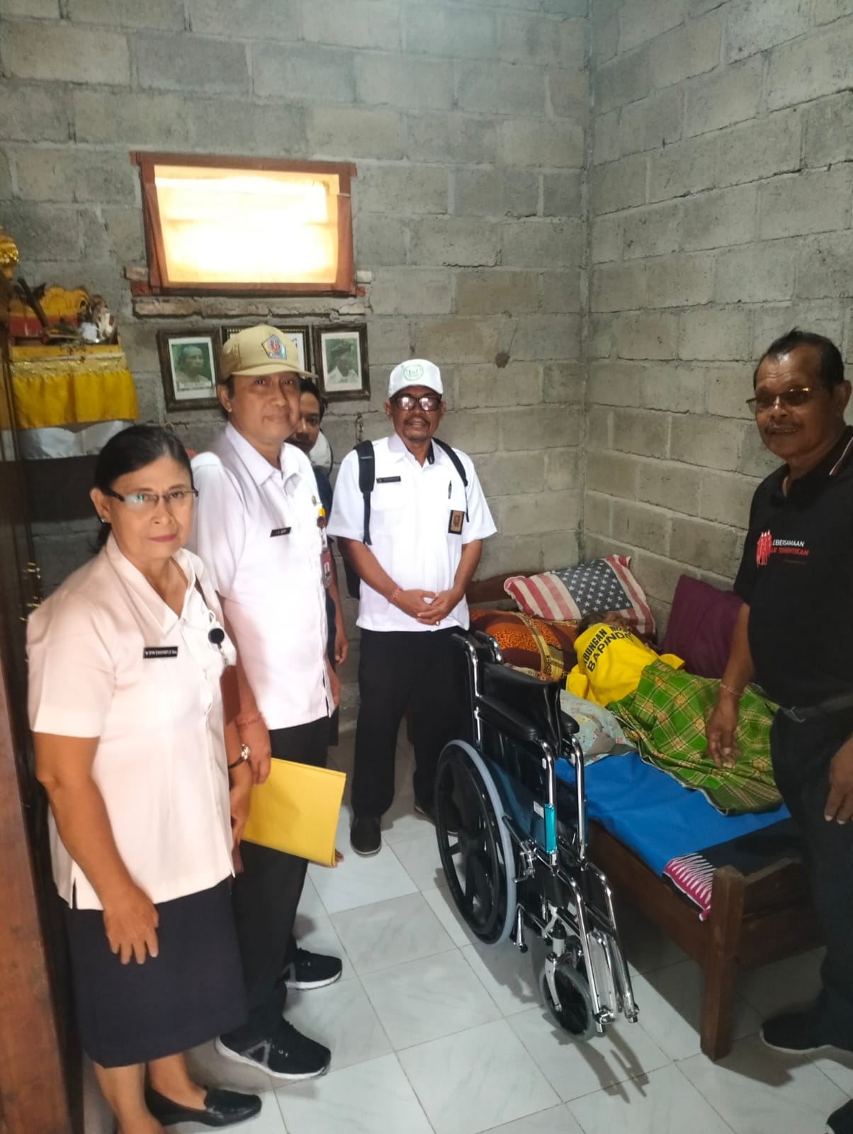  Fasilitasi penyerahan bantuan kursi roda dari KKKS Kota Denpasar bersama Dinas Sosial Kota Denpasar