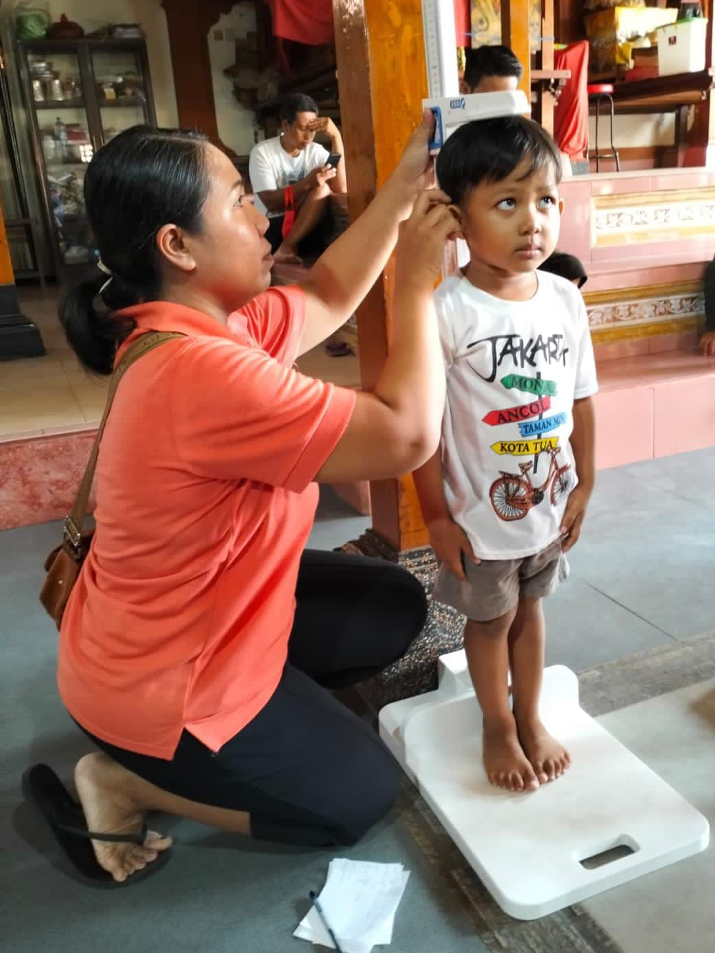 POSYANDU SAHABAT MASYARAKAT, MENUJU KELUARGA BERKUALITAS