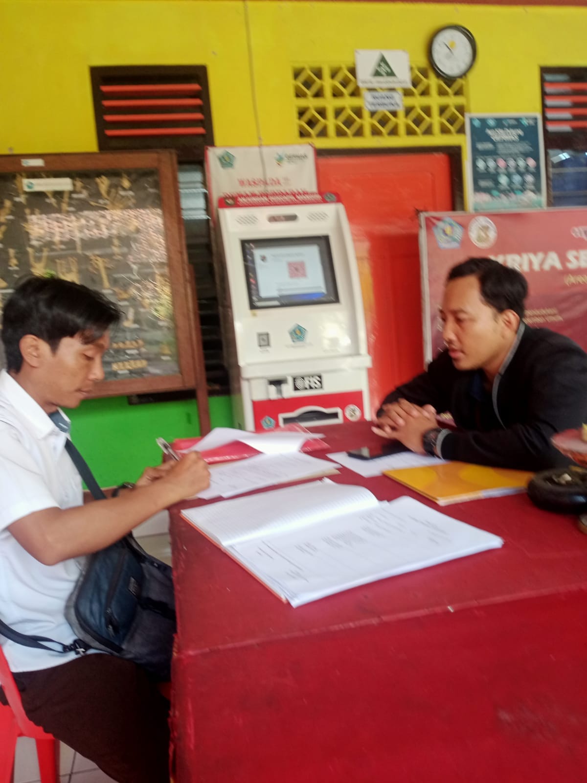 Implementasi program 