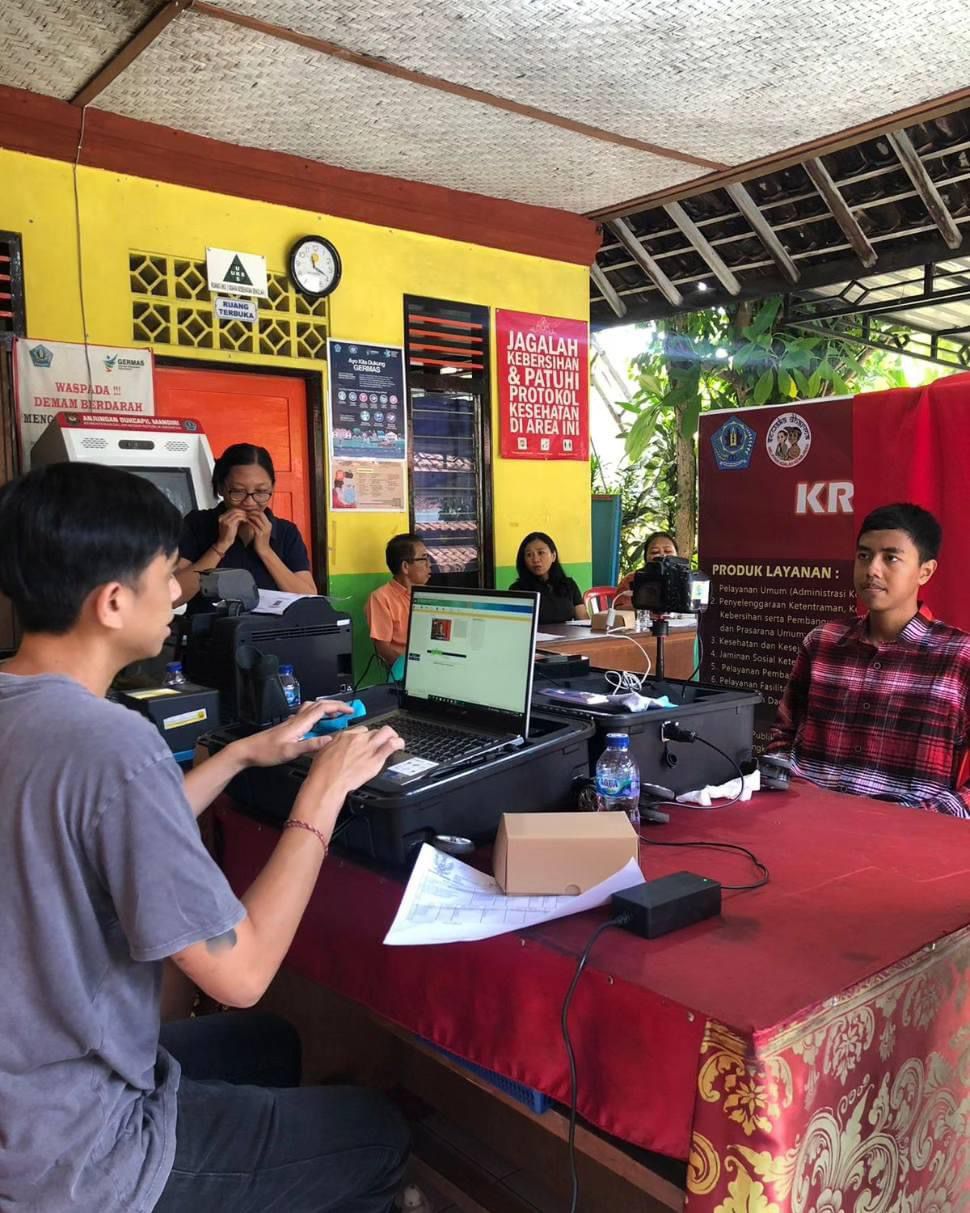 sinergitas layanan jemput bola perekaman e-ktp bagi pemilih pemula 