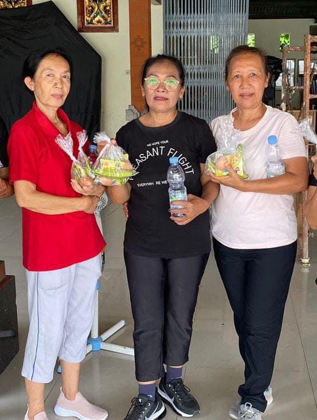 senam lansia secara berkala 