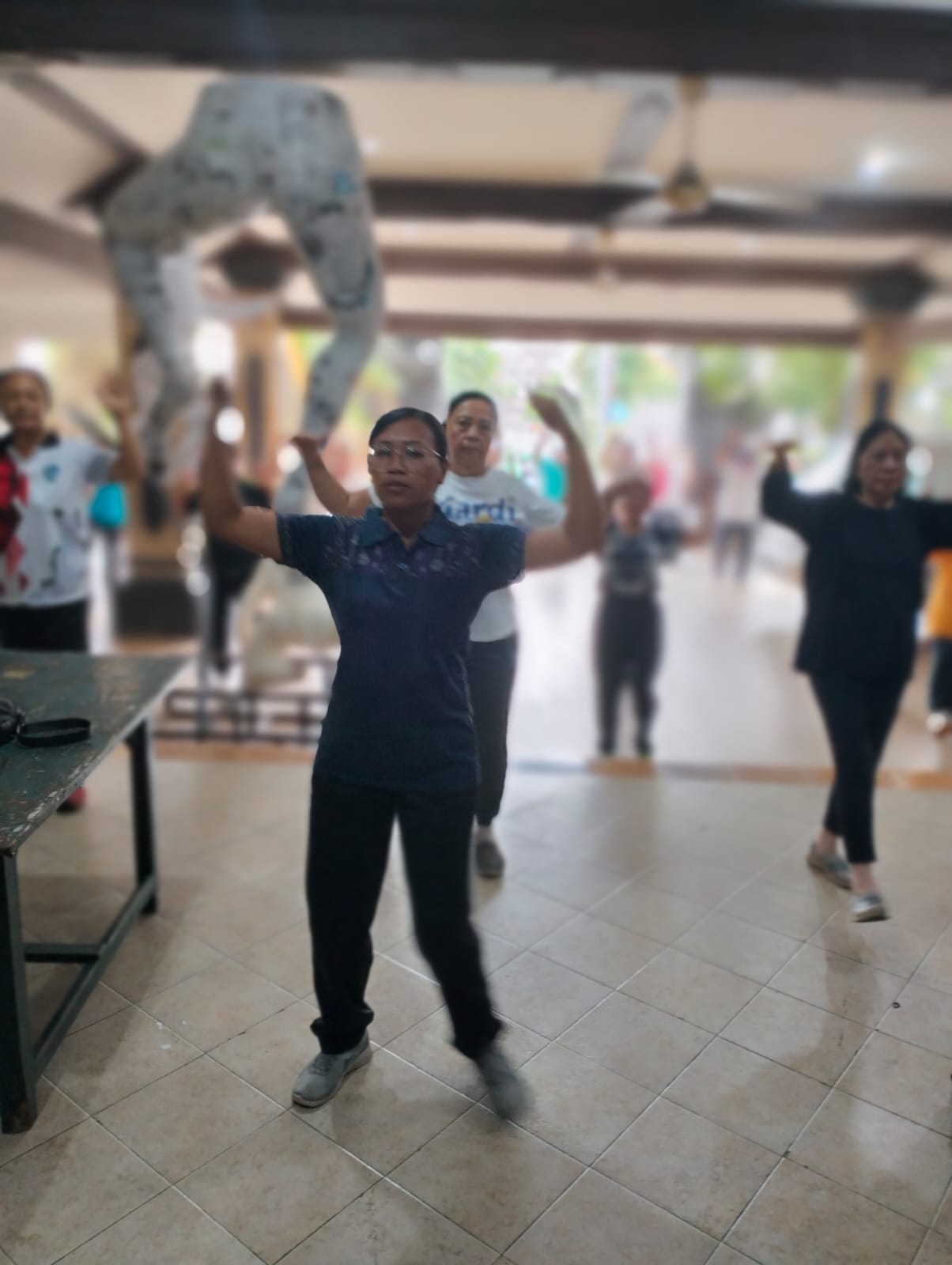 Senam lansia secara berkala maupun berkelanjutan di banjar/lingkungan Abian Kapas Kaja