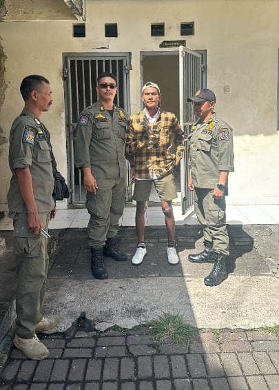 Pengendalian kamtibmas terkait penanganan dan pengamanan diduga ODGJ di areal tempat tinggal semetar