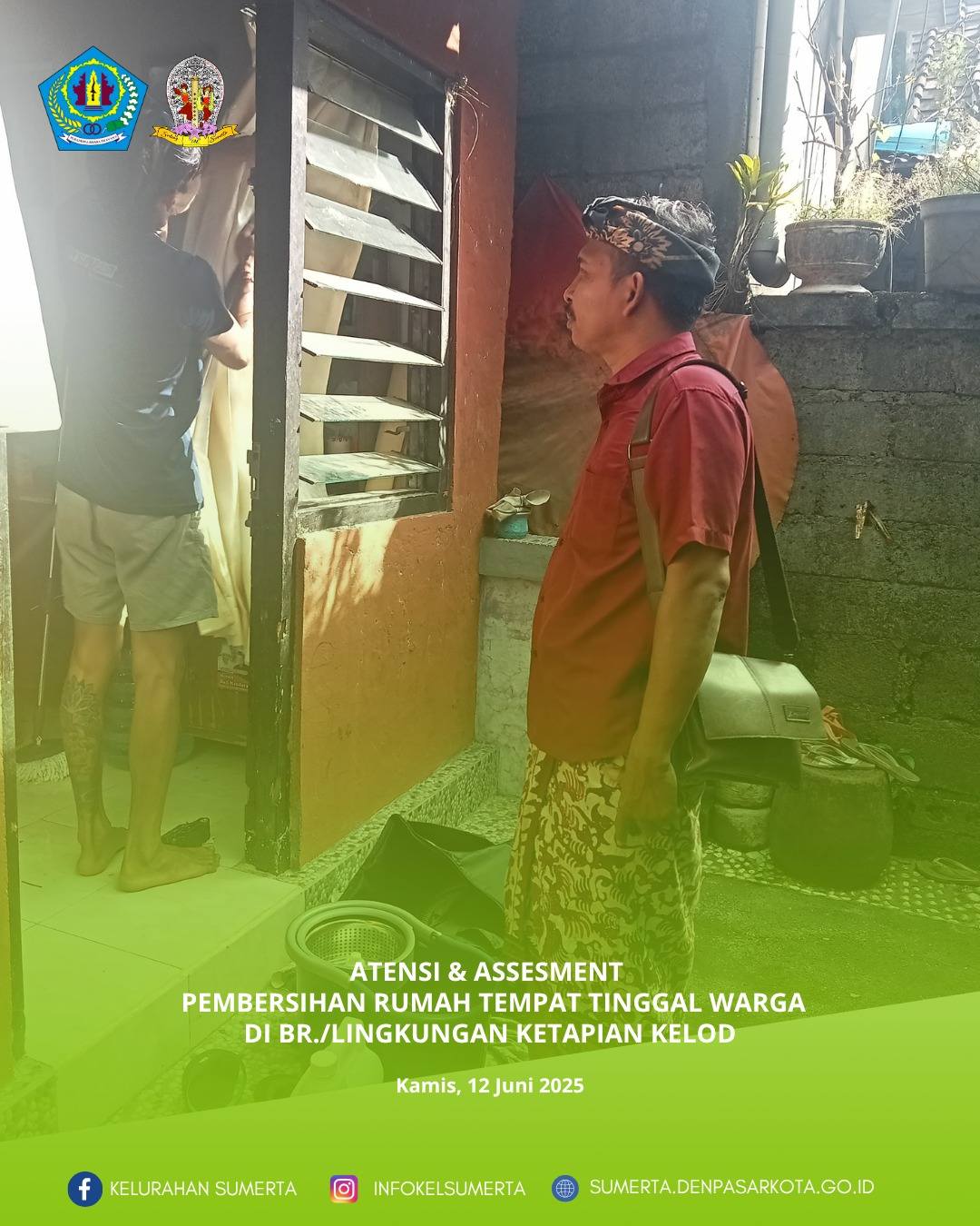 Pembersihan ruangan rumah tempat tinggal warga yatim piatu di Jl. Katrangan, Br./Lingkungan Ketapian