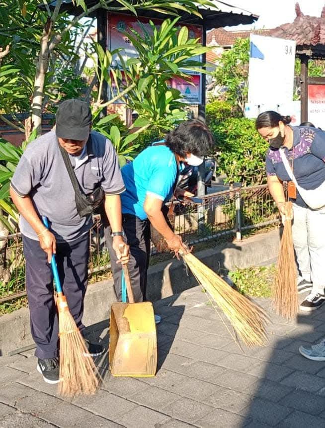 Upaya mewujudkan lingkungan yang bersih, sehat dan nyaman lingkungan Abian Kapas Kaja