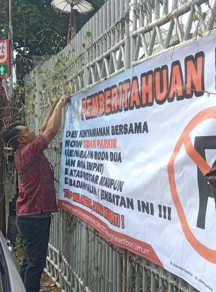 Optimalisasi Ketertiban Umum : Pemasangan larangan parkir
