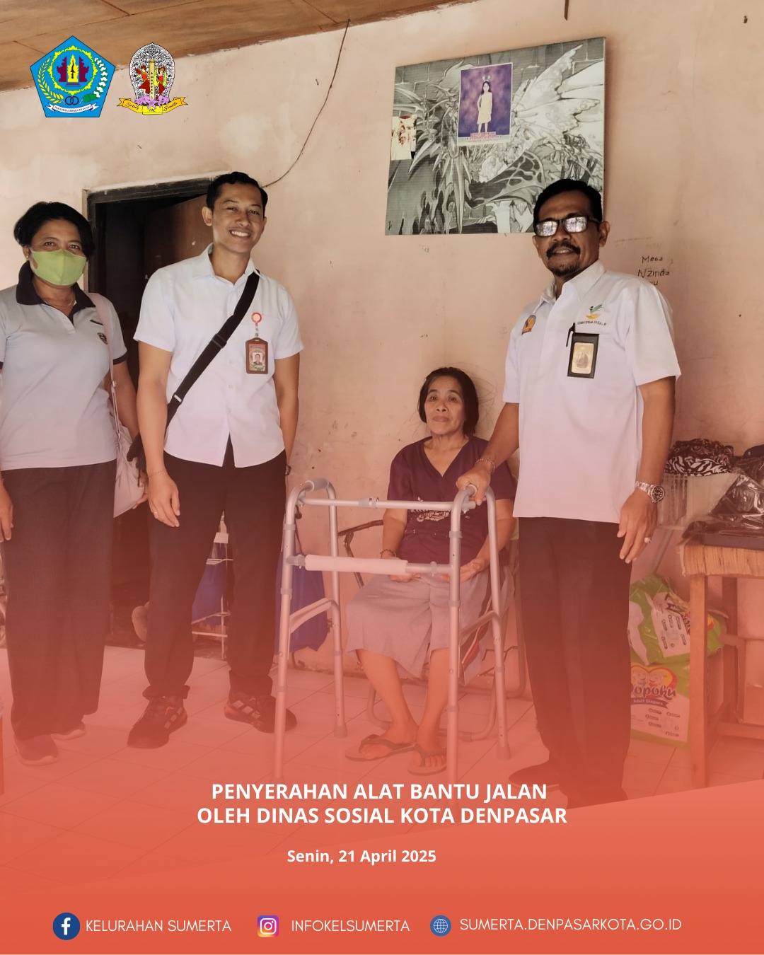 Penyerahan alat bantu jalan dari Dinas Sosial Kota Denpasar melalui TKSK Kec. Dentim kepada warga ya
